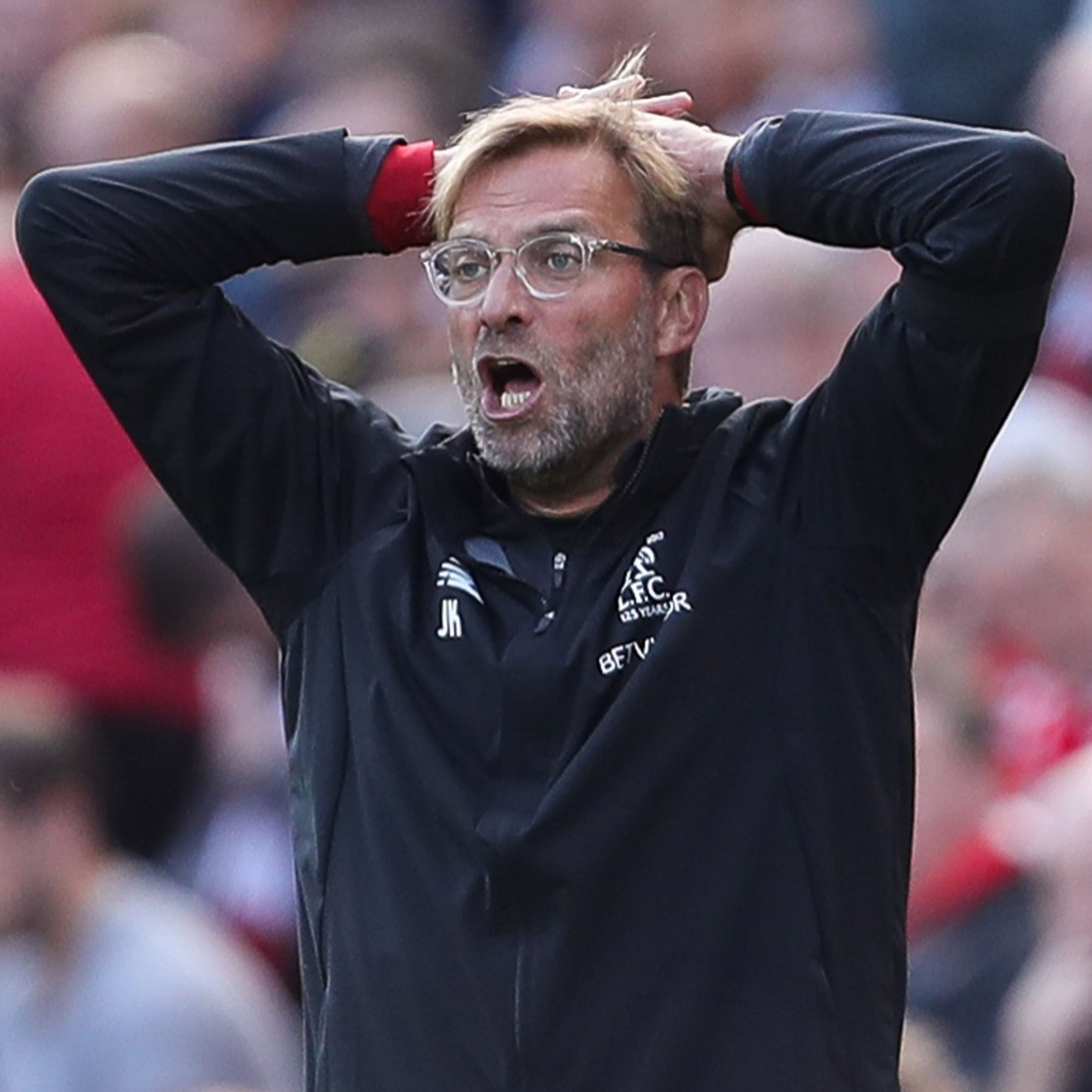 Title race on! Liverpool drop points and City hit back with a bang